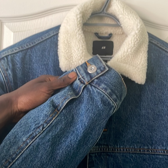 Fur Padded Denim jacket, brand new from H&M never worn - Picture 2 of 3